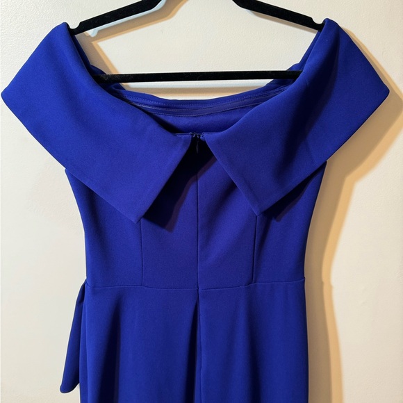 Betsy & Adam Women’s off shoulder side ruffle gown / Royal Blue / Size 8 - Picture 6 of 11